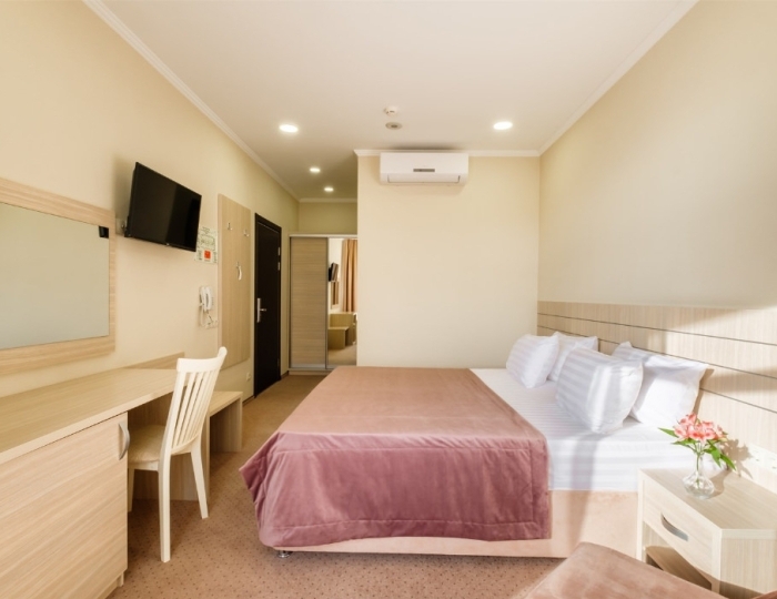 4-мест. 2-комн. комфорт - Отель «Династия» Феодосия